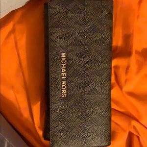 Brown/ tan Michael kors wallet